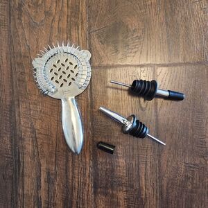Cocktail Strainer & two liqour pours